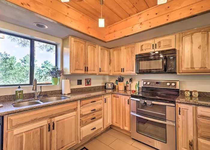 3 Mi To Downtown With Gas Grill In Prescott