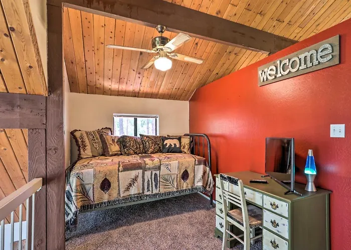 3 Mi To Downtown With Gas Grill In Holiday home
